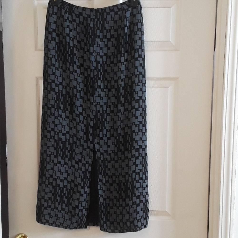 Banana Republic long A-line skirt. Size 4